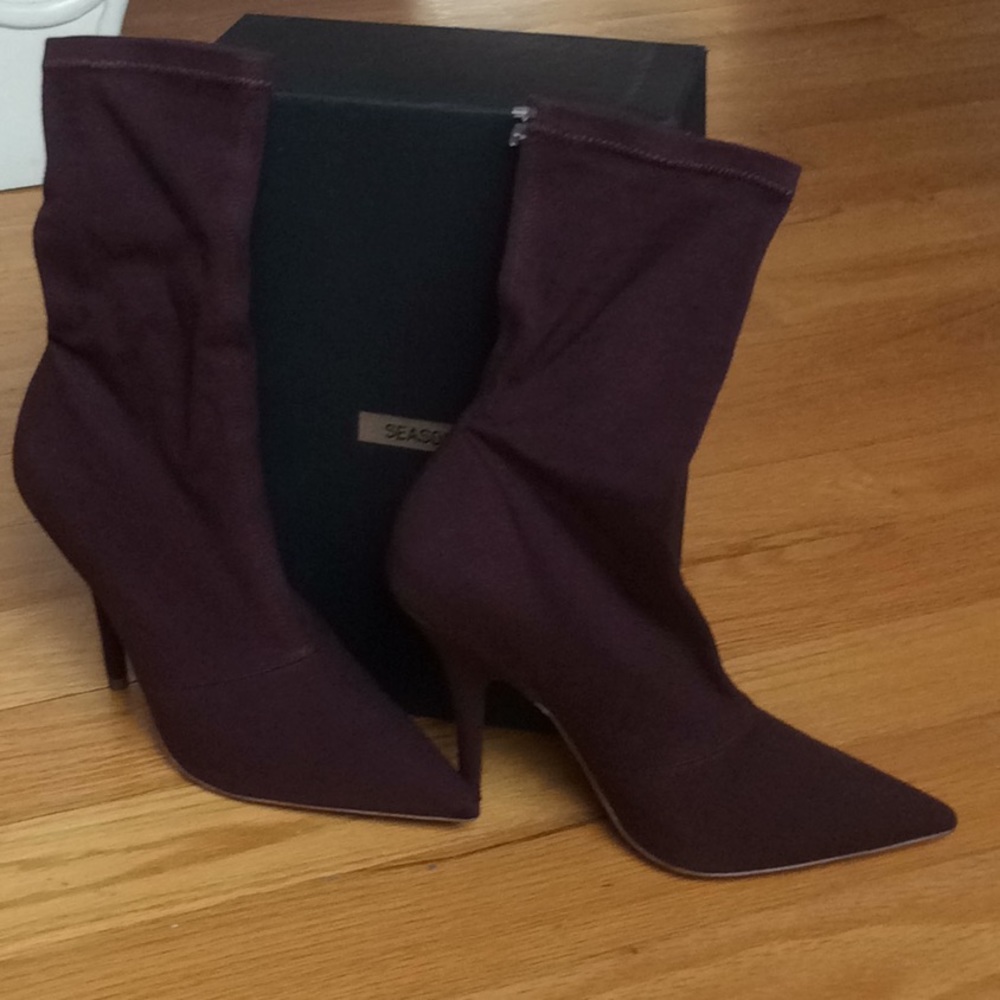YEEZY SEASON 6 STRETCH CANVAS ANKLE BOOT.